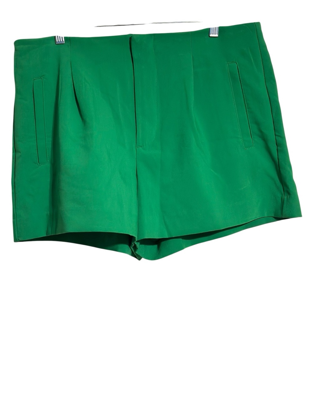 A New Day High Rise Vibrant Kelly Green Tailored Shorts With Pockets Size 14